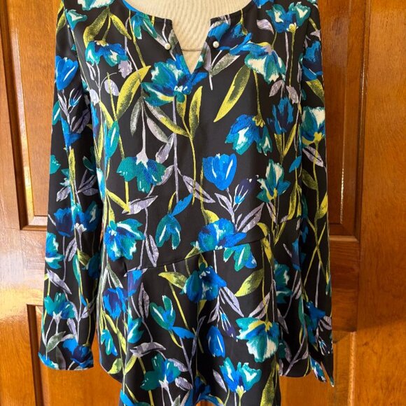 The Limited Vibrant Floral Long Sleeve Blouse Size small NWT - Picture 7 of 7
